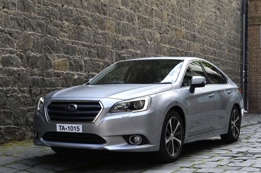  Subaru Legacy 2015 года  (ZA) (фото 3 из 16)
